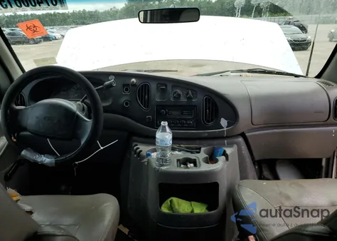 2002 Ford Econoline E250 Van z USA, uszkodzony, nr VIN 1FTNE24L02HB16410